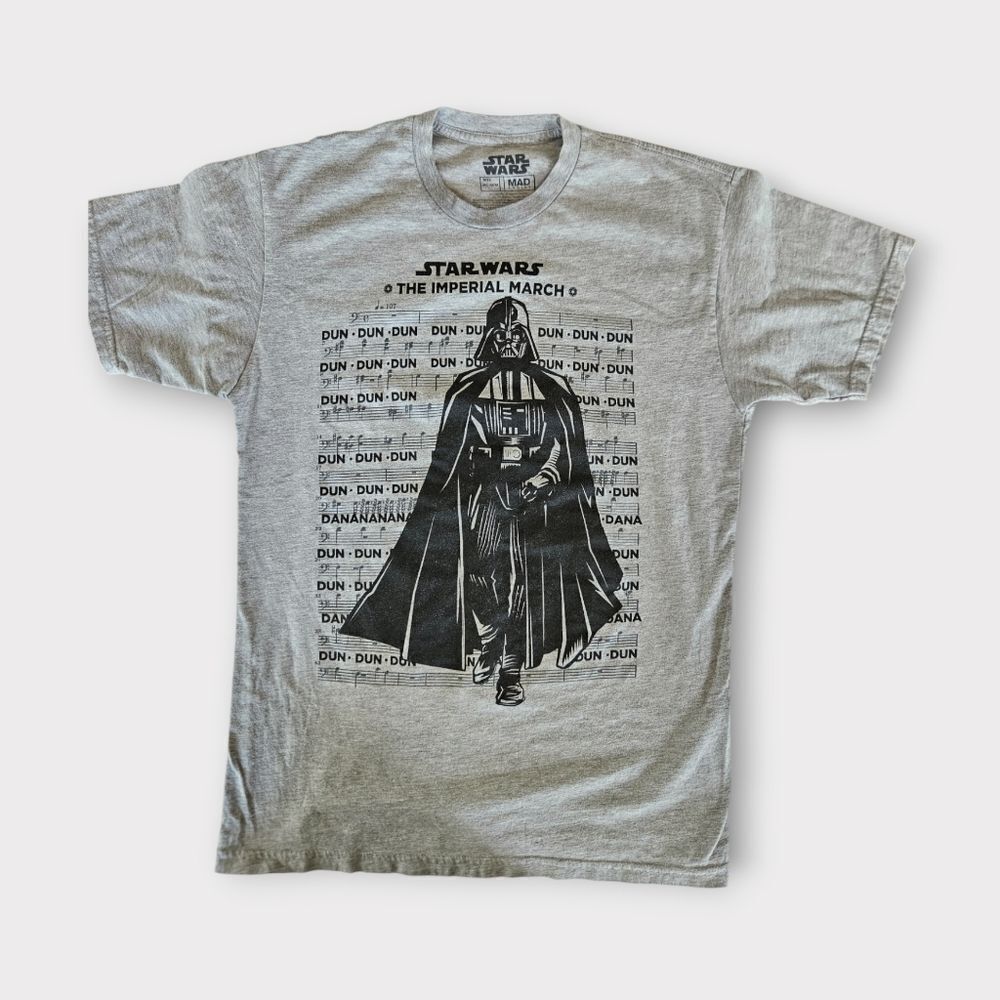 Star Wars Darth Vader Imperial March MAD Engine Soft T-Shirt Graphic Tee Grey M
